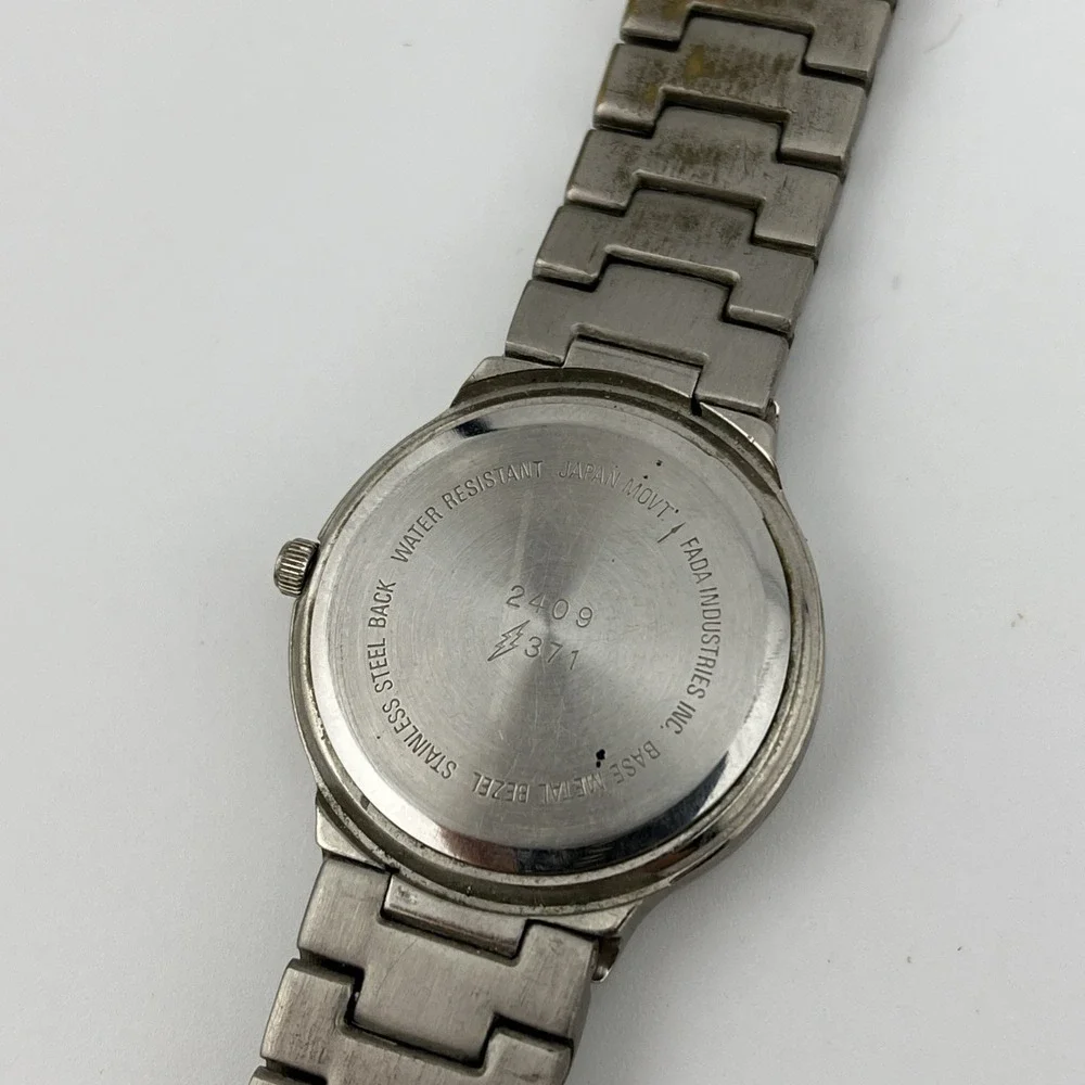 Merona‎ Watch Men 31mm Silver Case 7.25